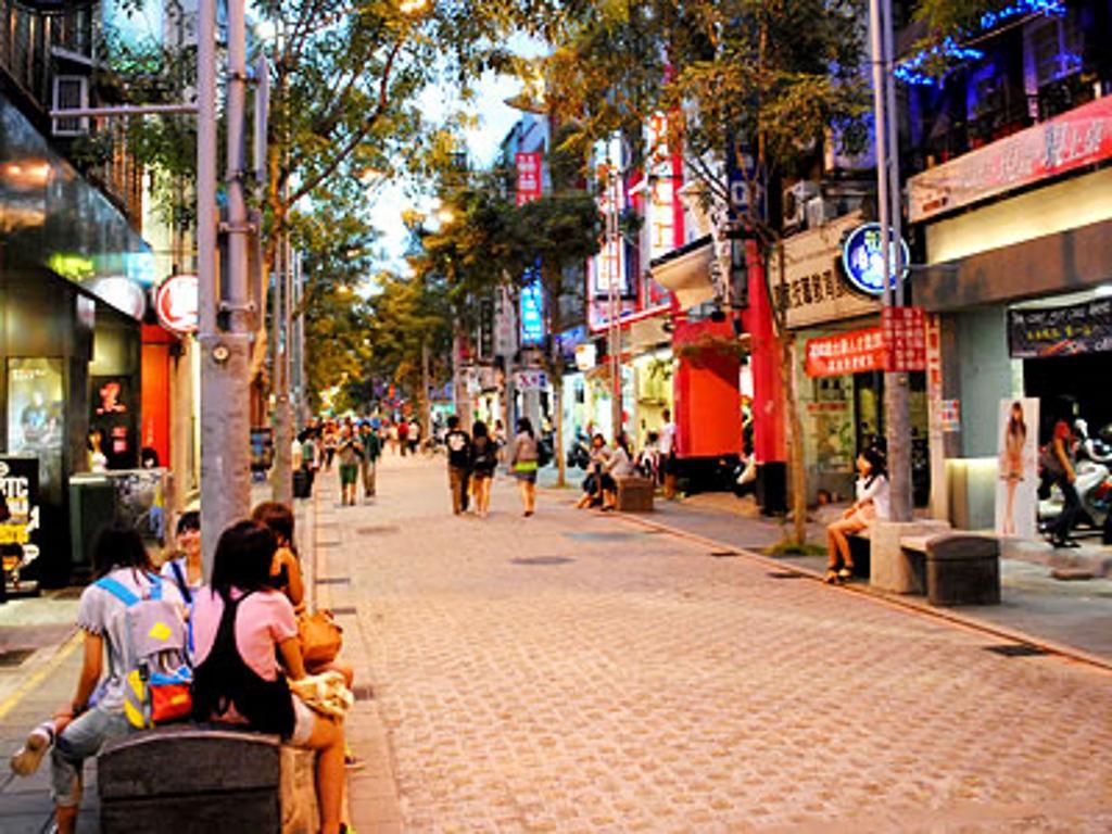 Central Hotel Taoyuan Eksteriør billede
