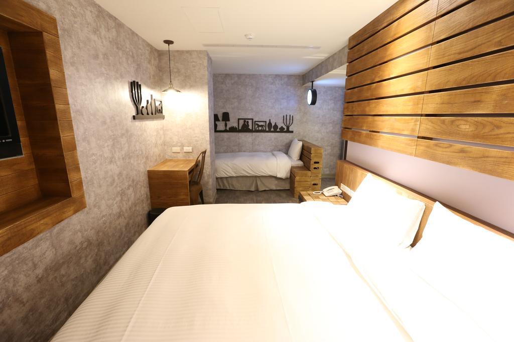 Central Hotel Taoyuan Eksteriør billede