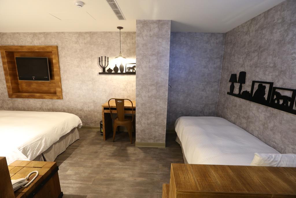 Central Hotel Taoyuan Eksteriør billede