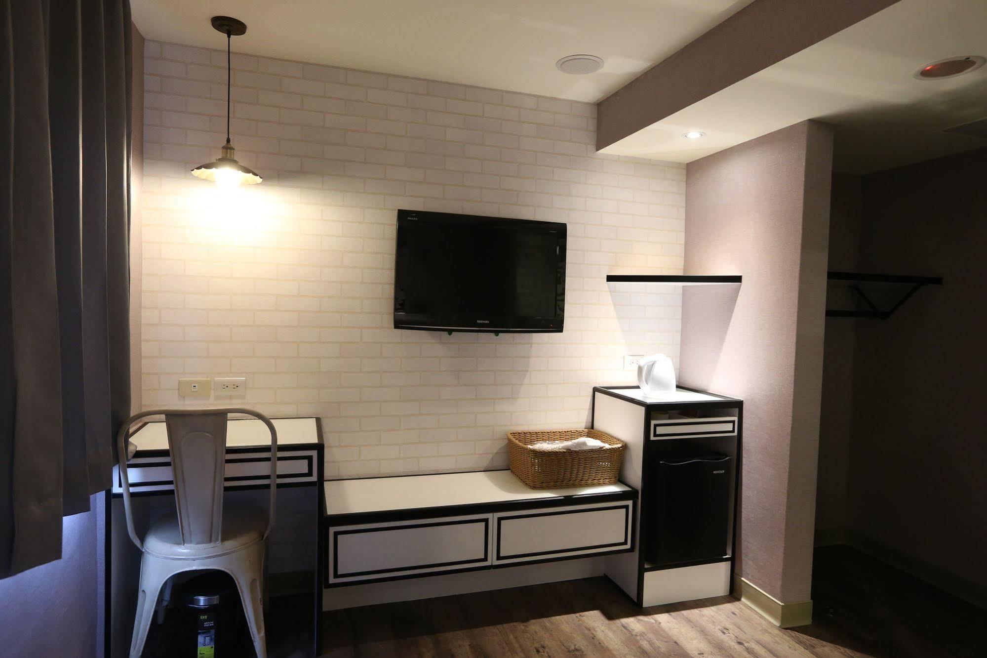 Central Hotel Taoyuan Eksteriør billede